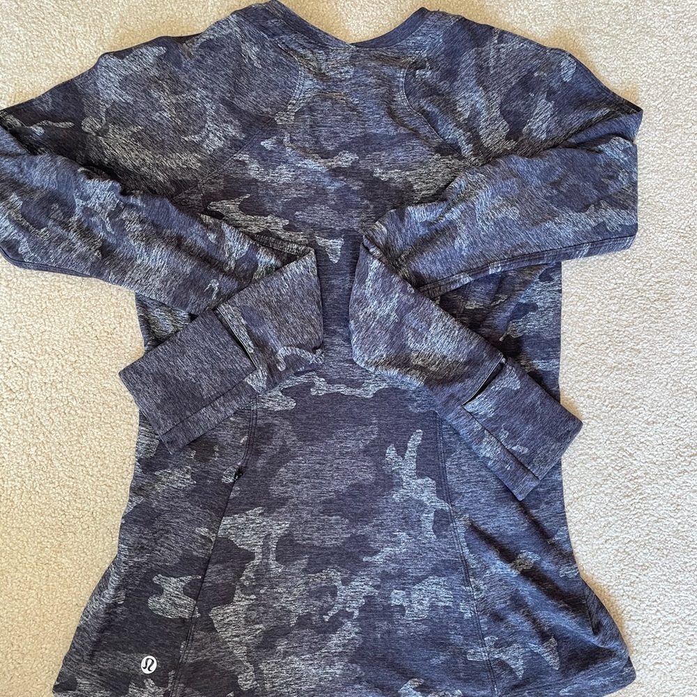 Lululemon women’s top